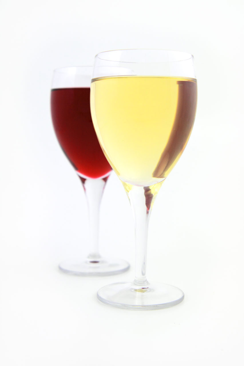 6 Health Benefits of Drinking Wine